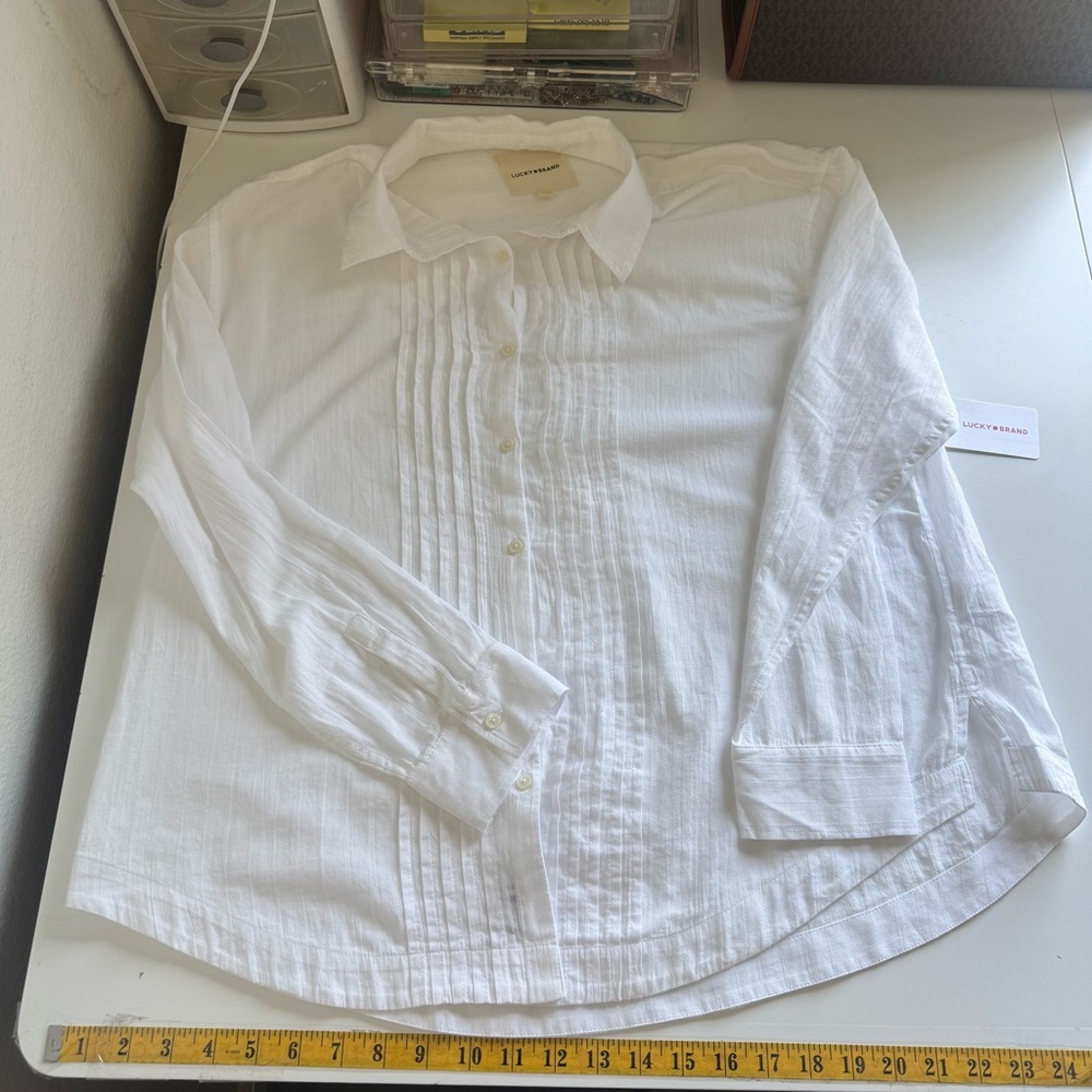 Lucky Brand
Women's Cotton Pleated-Front Shirt White Small NWT - Picture 5 of 9